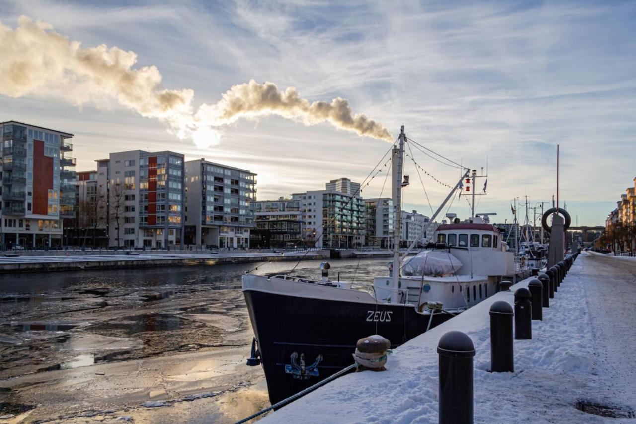 Cheap Stay On Hip Soedermalm - Construction Work Stockholm Ngoại thất bức ảnh